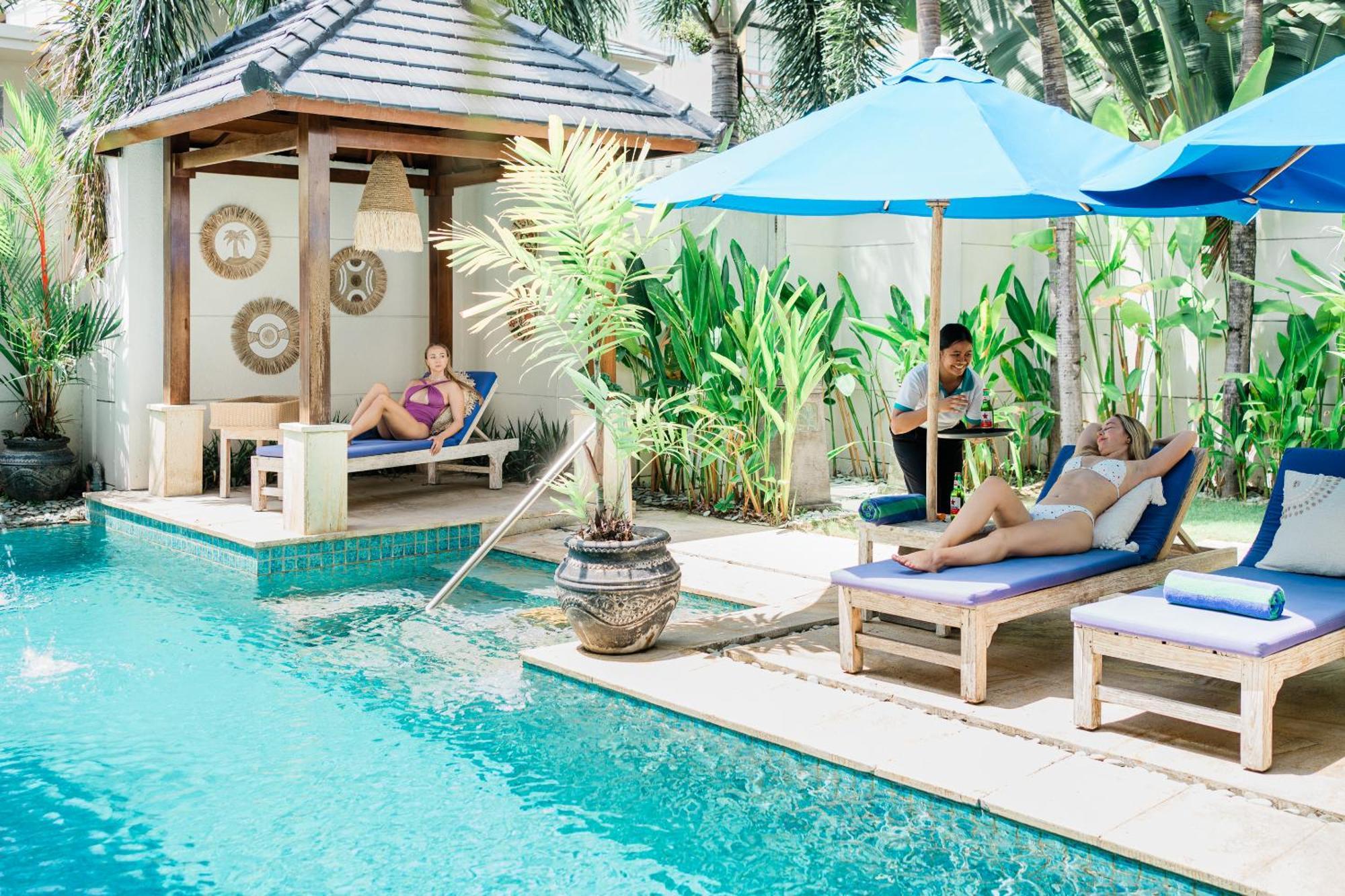 Aq-va & Seminyak Legian